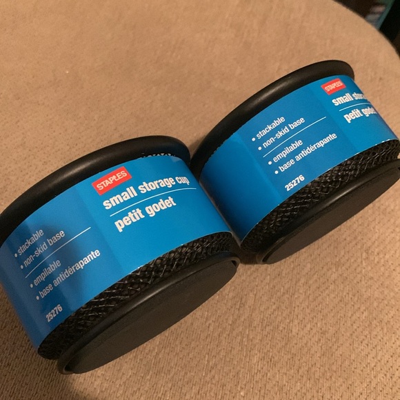 New 2x Staples Storage Cup Black Mesh, Stackable, Non-Skid Base - Picture 2 of 3